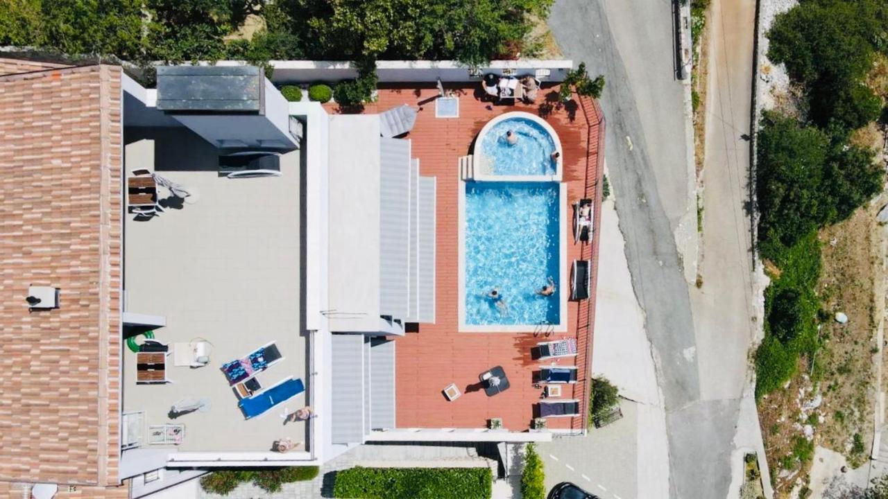 Apartments Villa Manda Novi Vinodolski Exterior photo